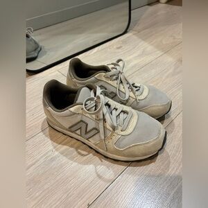 New balance sneakers